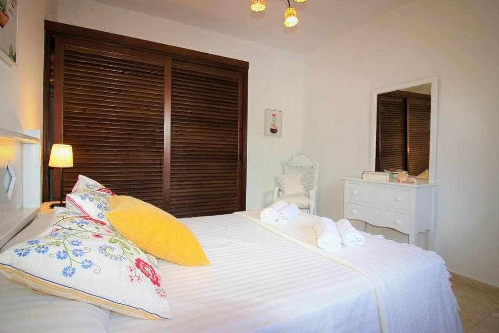 Casa Alejandra Con Terraza Y Barbacoa Vila El Golfo Exterior foto